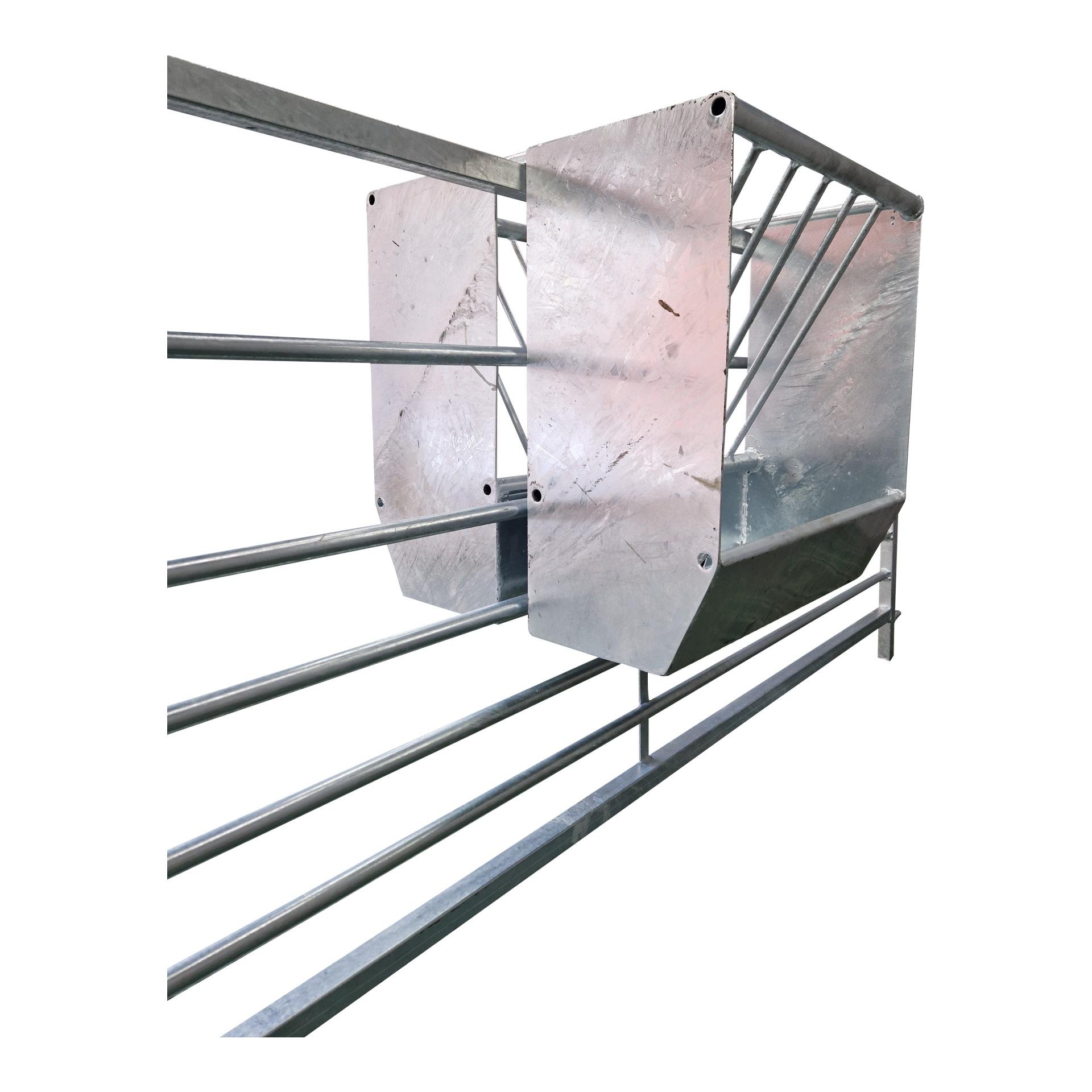 Futterkorb mit Doppeltrog 