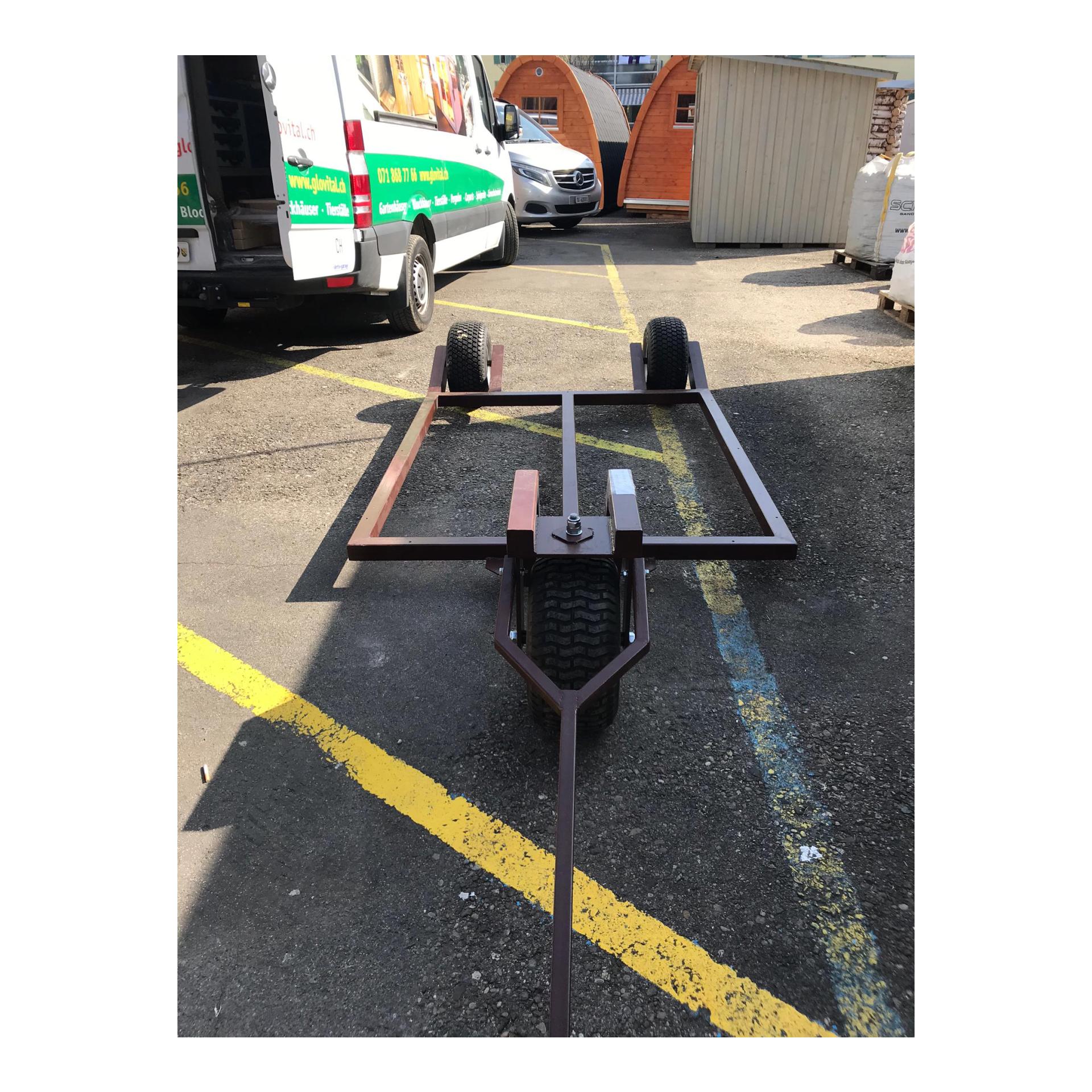 Kleintierstall mit mobilem Unterbau