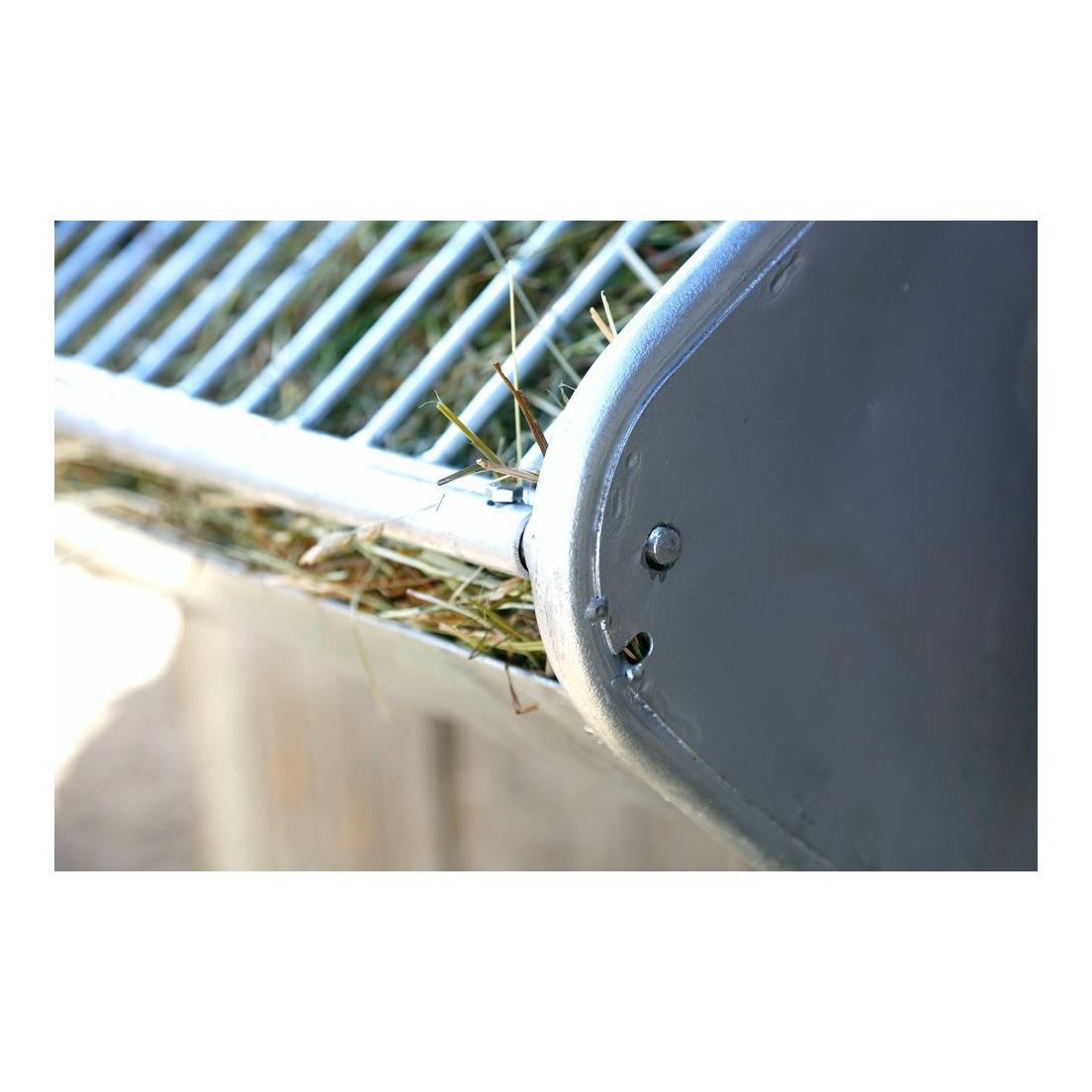 Heuraufe mit Futterspargitter für Pferde