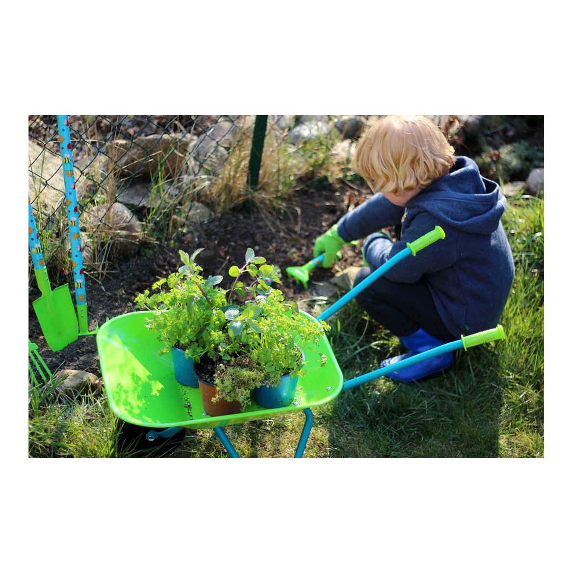 Grosses Gartenset mit Schubkarre