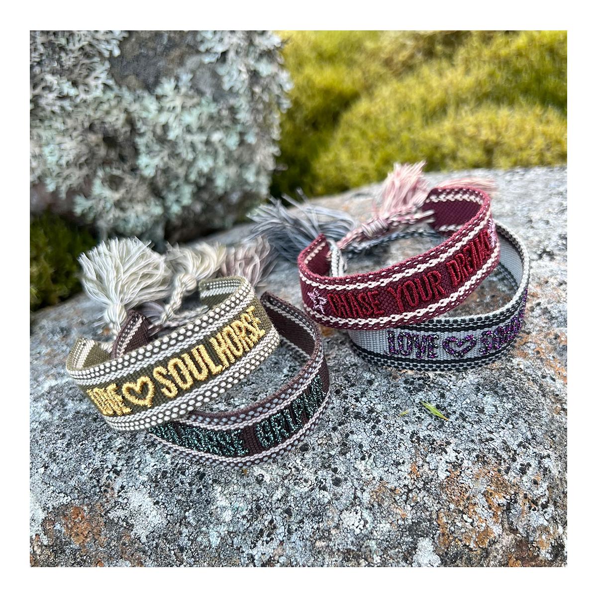 Stoffarmband "Love Soulhorse"