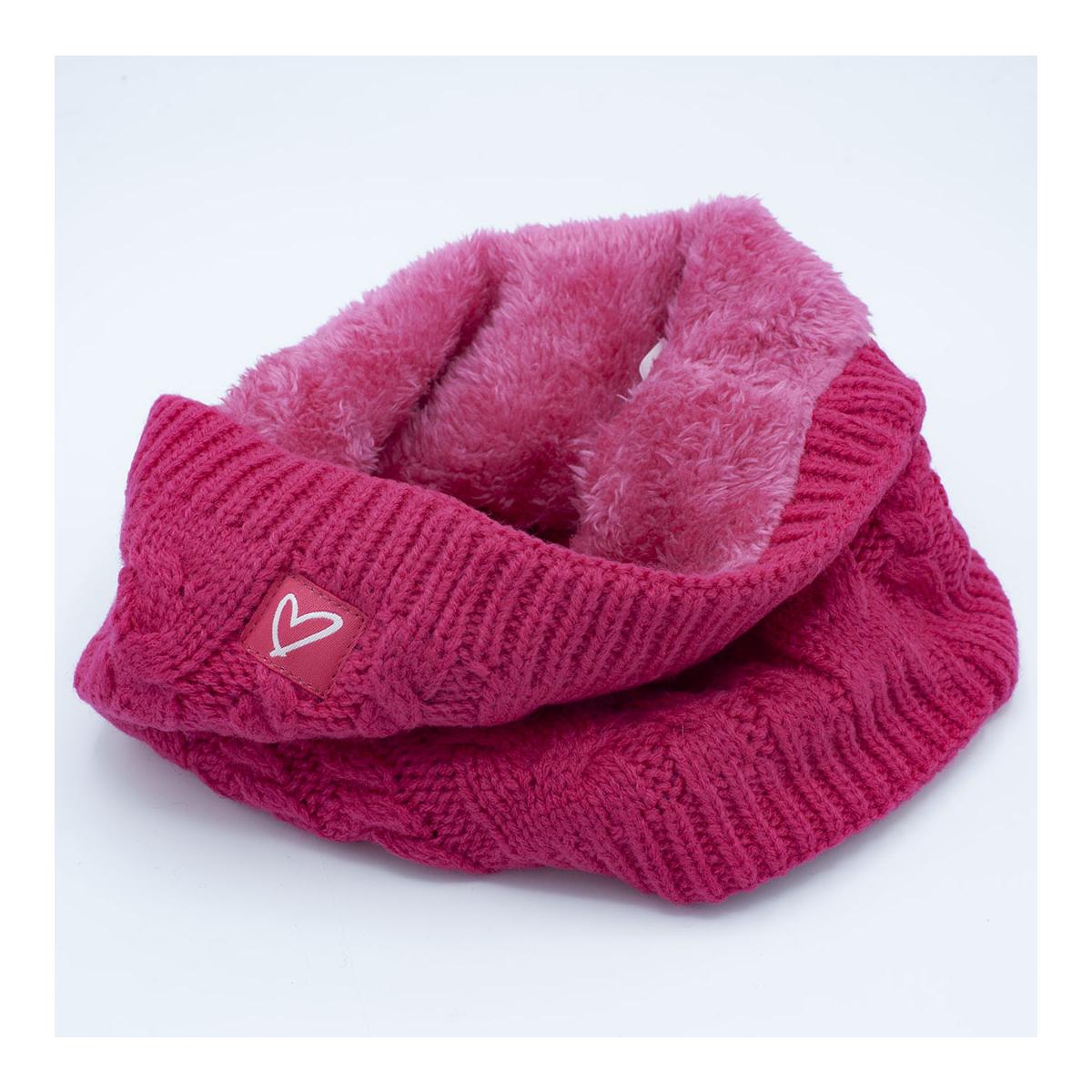 Gestrickter Loop mit Knotenmuster