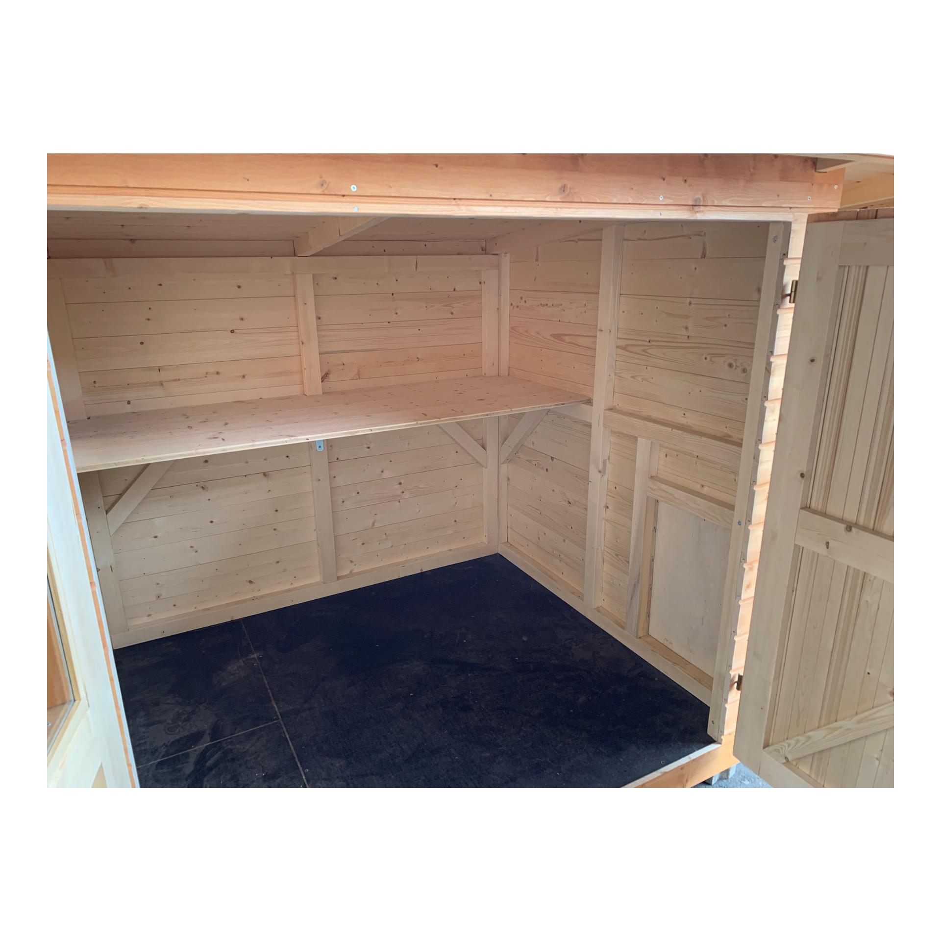 Kleintierstall "Le Monde"