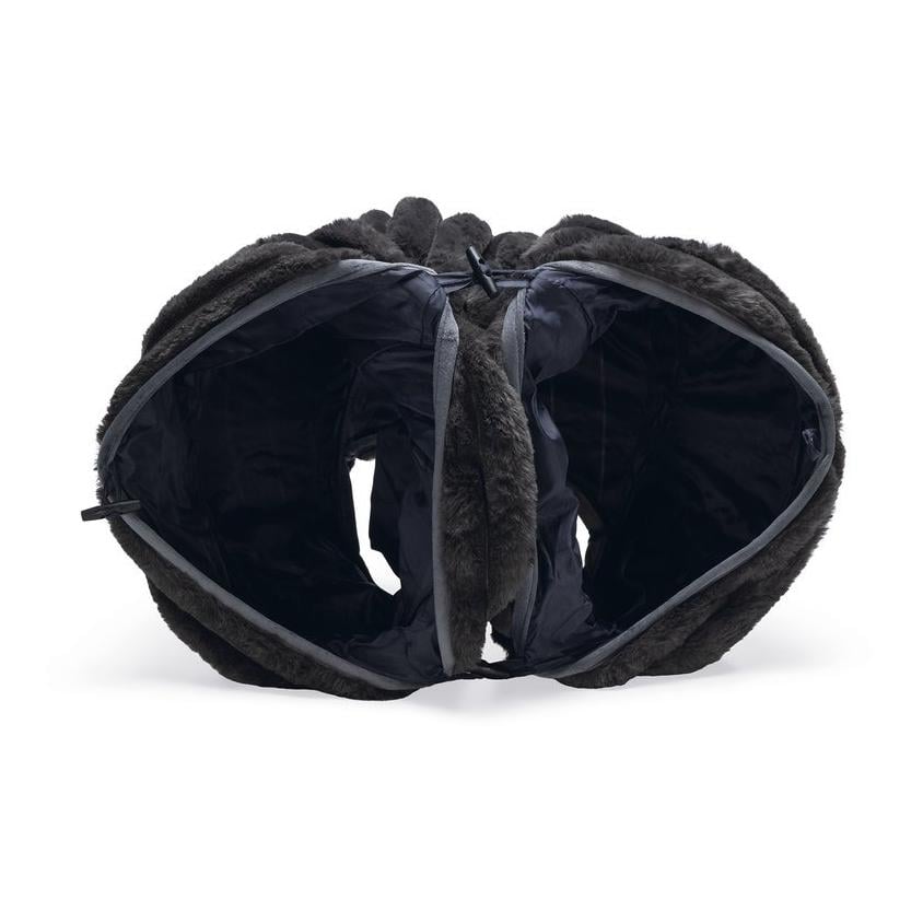 Designed by Lotte Katzentunnel Reza