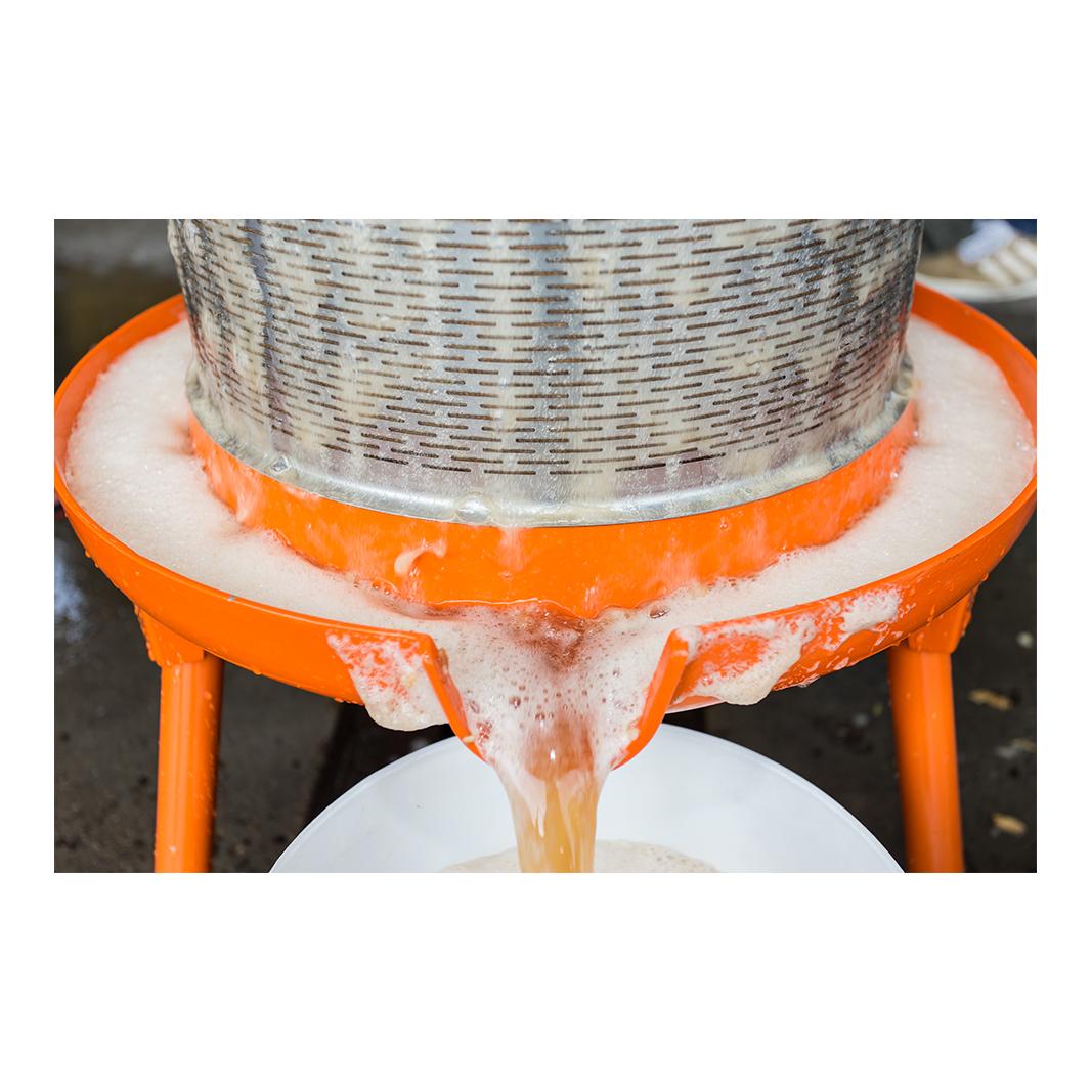 Hydropresse aus Edelstahl