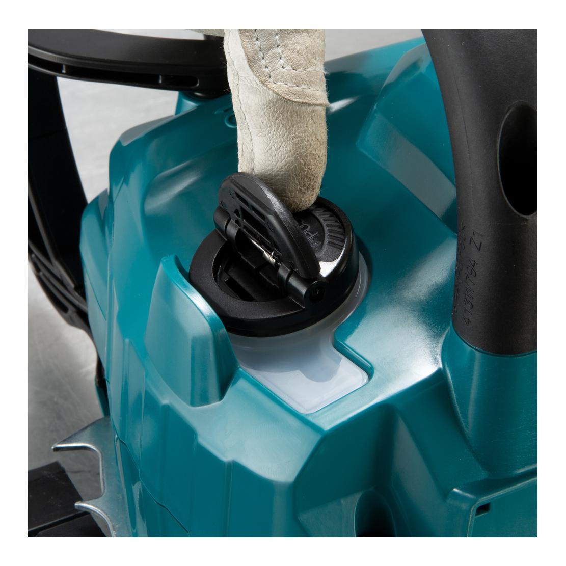 UC026GZ Akku-Kettensäge XGT