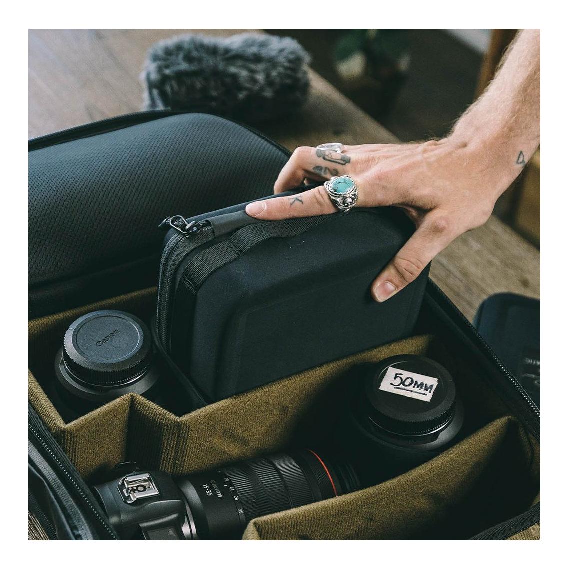 Peter McKinnon Accessory Case - Schwarz