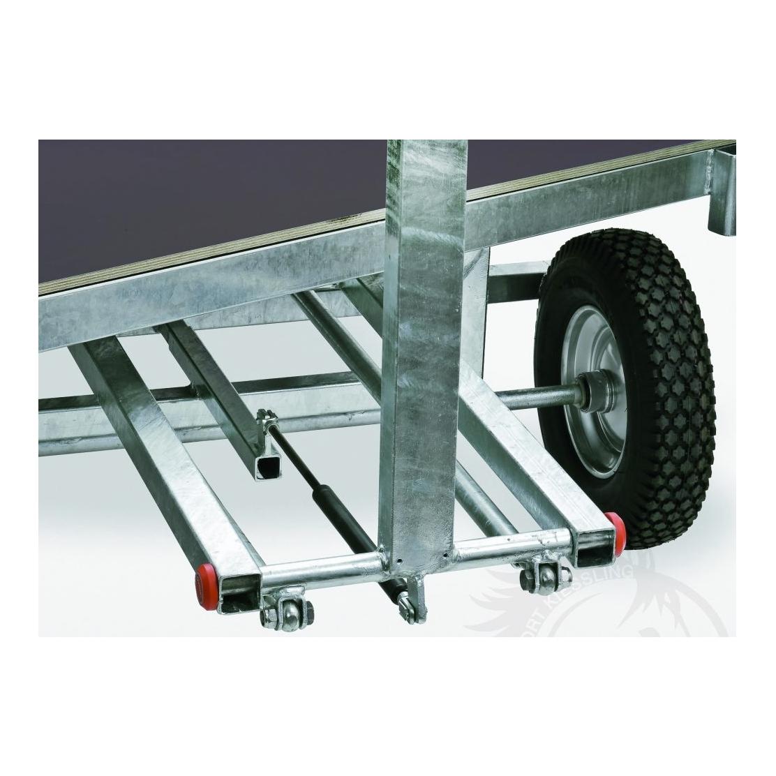 Pritschenwagen mit Plattform