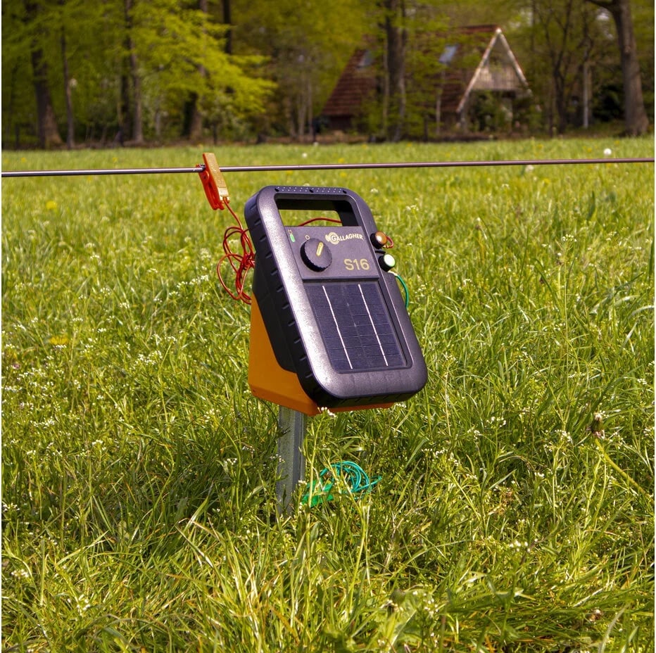 Gallagher Électrificateur solaire S16 – batterie incl.