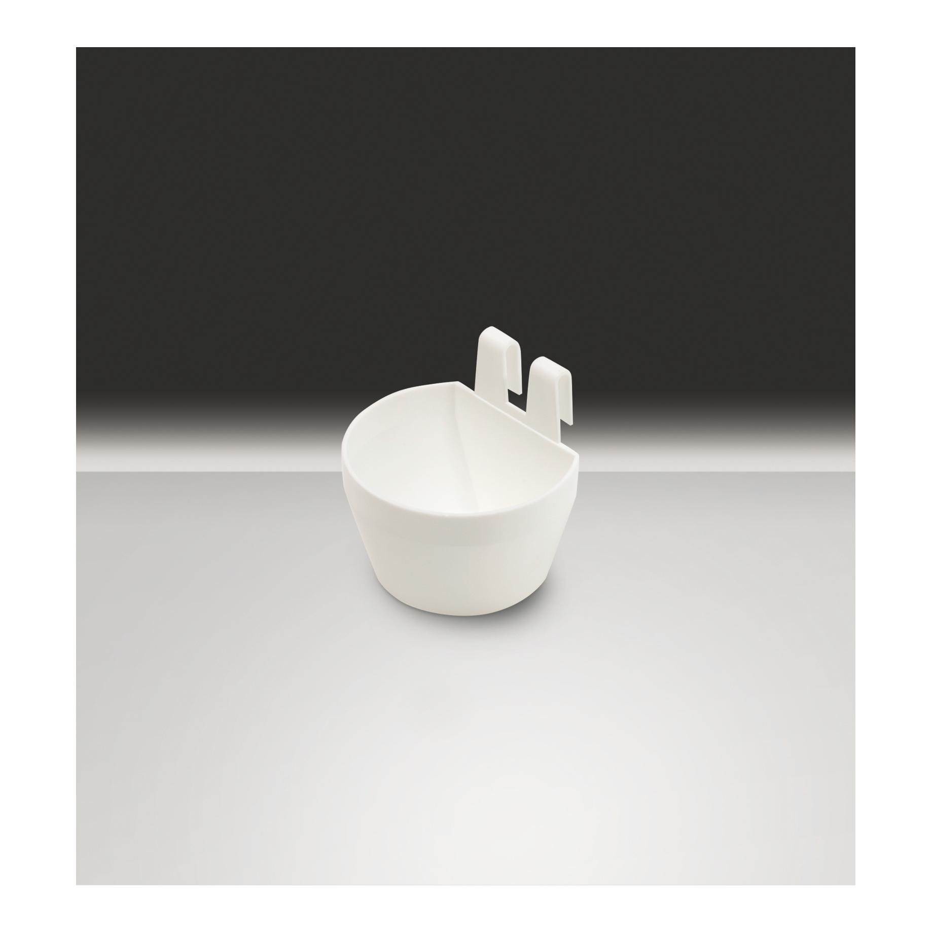 Trinkbecher / Futternapf aus PE und ABS