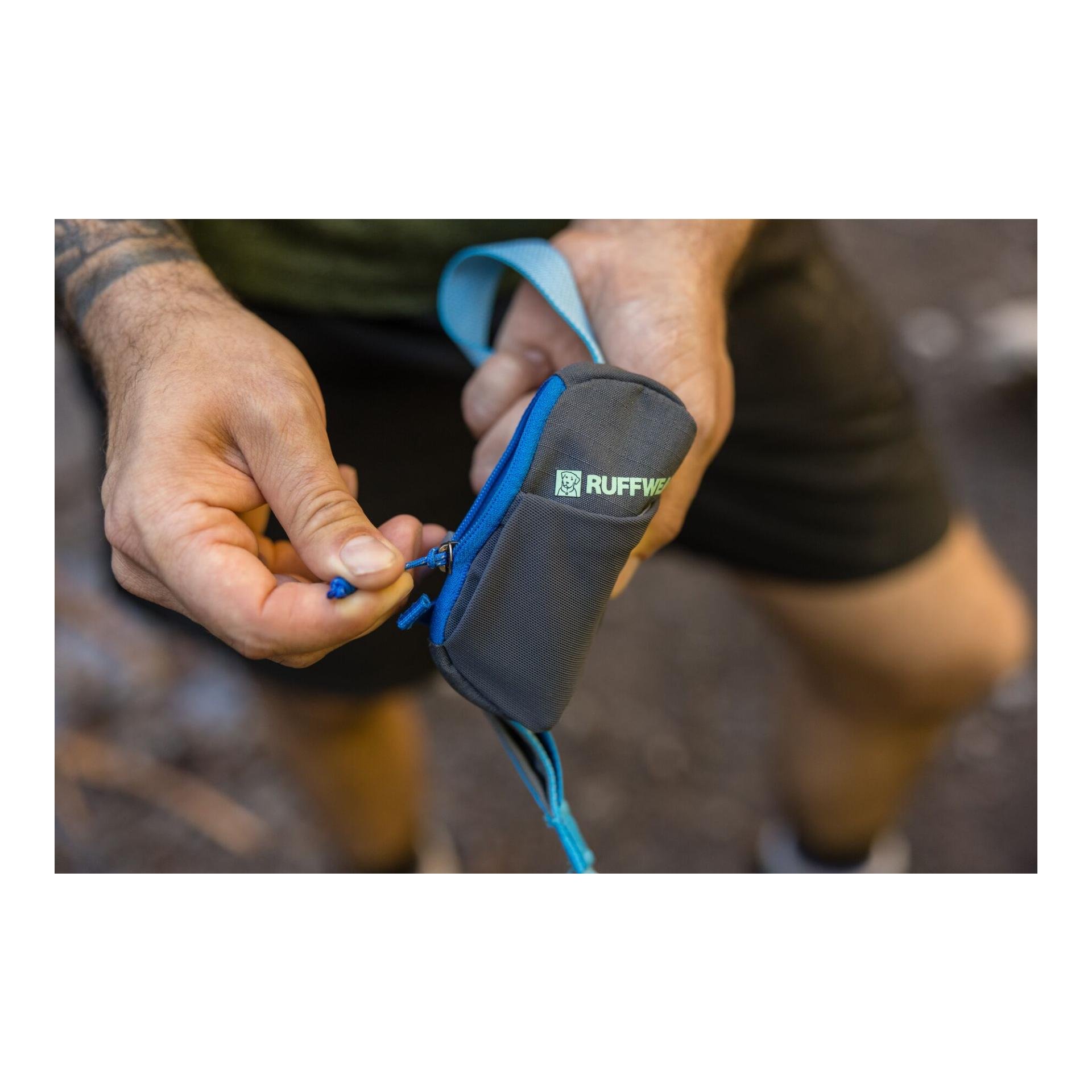 Ruffwear Stash Bag Mini™ - Multifunktionaler Kotbeutelspender
