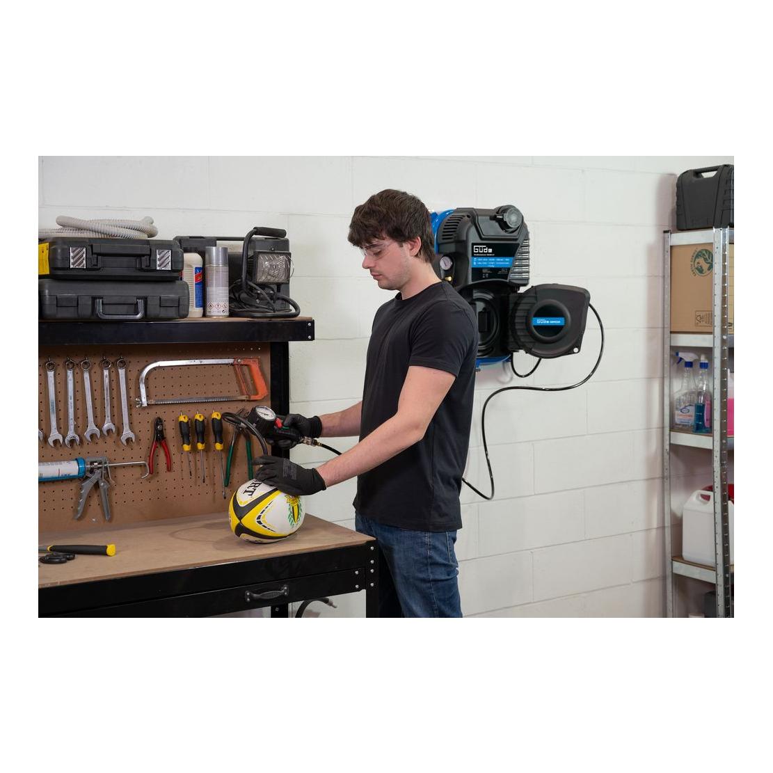 Compresseur mural 160/08/2 ST