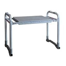 Kniekissen und Gartenbank 