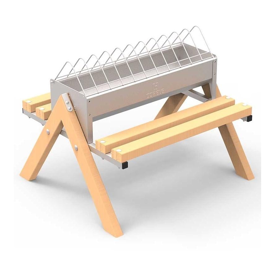 Futtertrog mit Podest