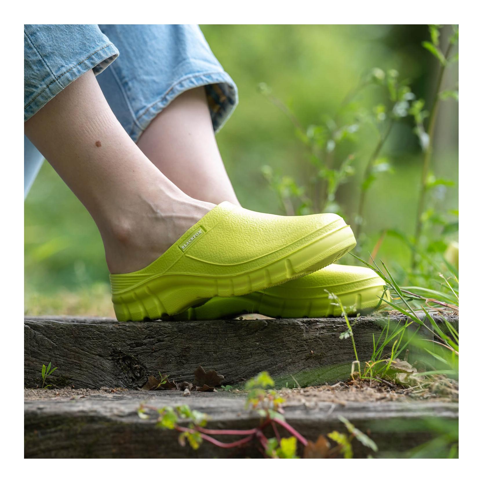 Evasion Clogs - lime