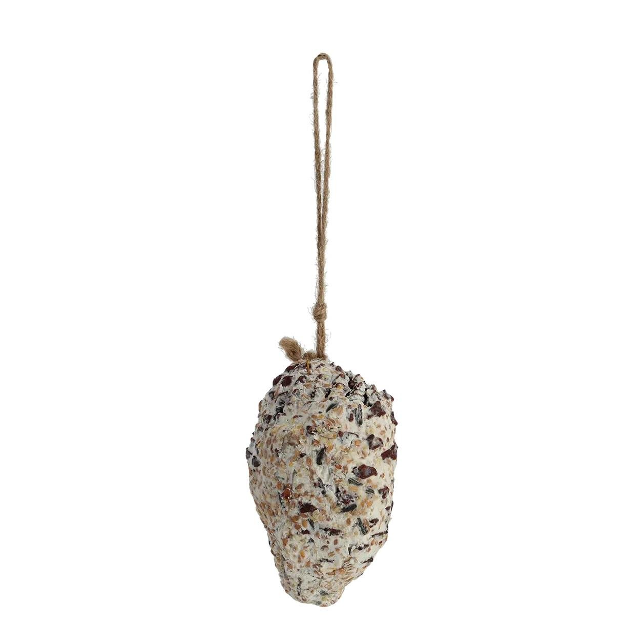 Gefüllter Tannenzapfen Vogelfutter