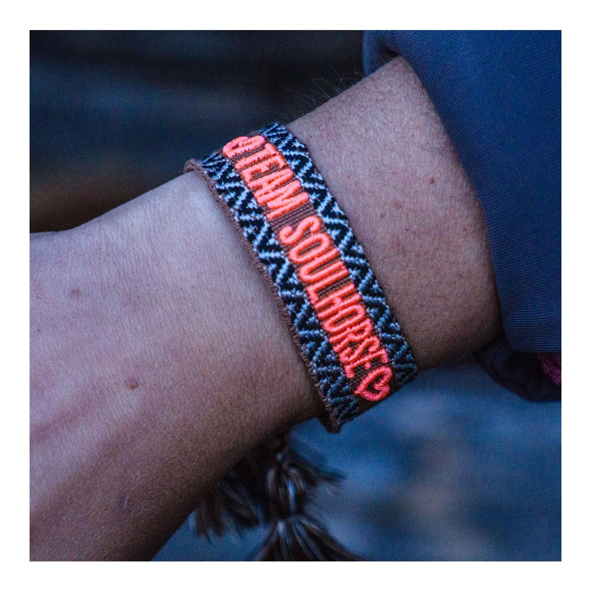 Stoffarmband "Team Soulhorse"