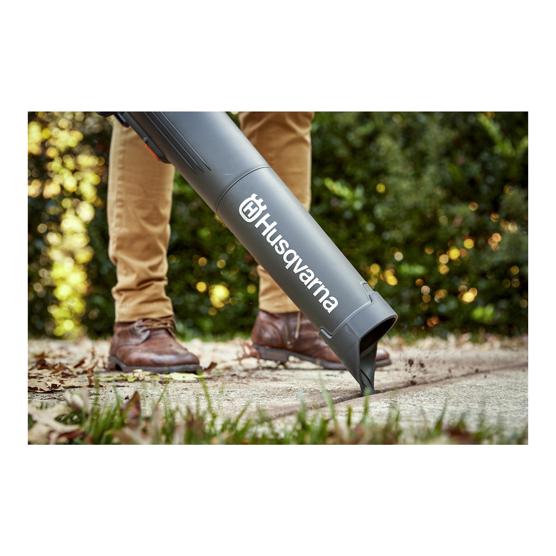 Akku - Laubbläser 230iB - mit Akku & Ladegerät