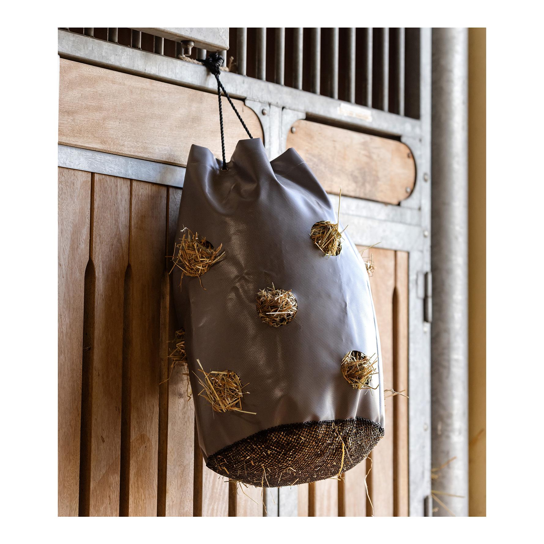 Heusack mit Netzboden