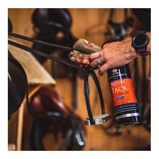 Tack Cleaner Spray Step 1