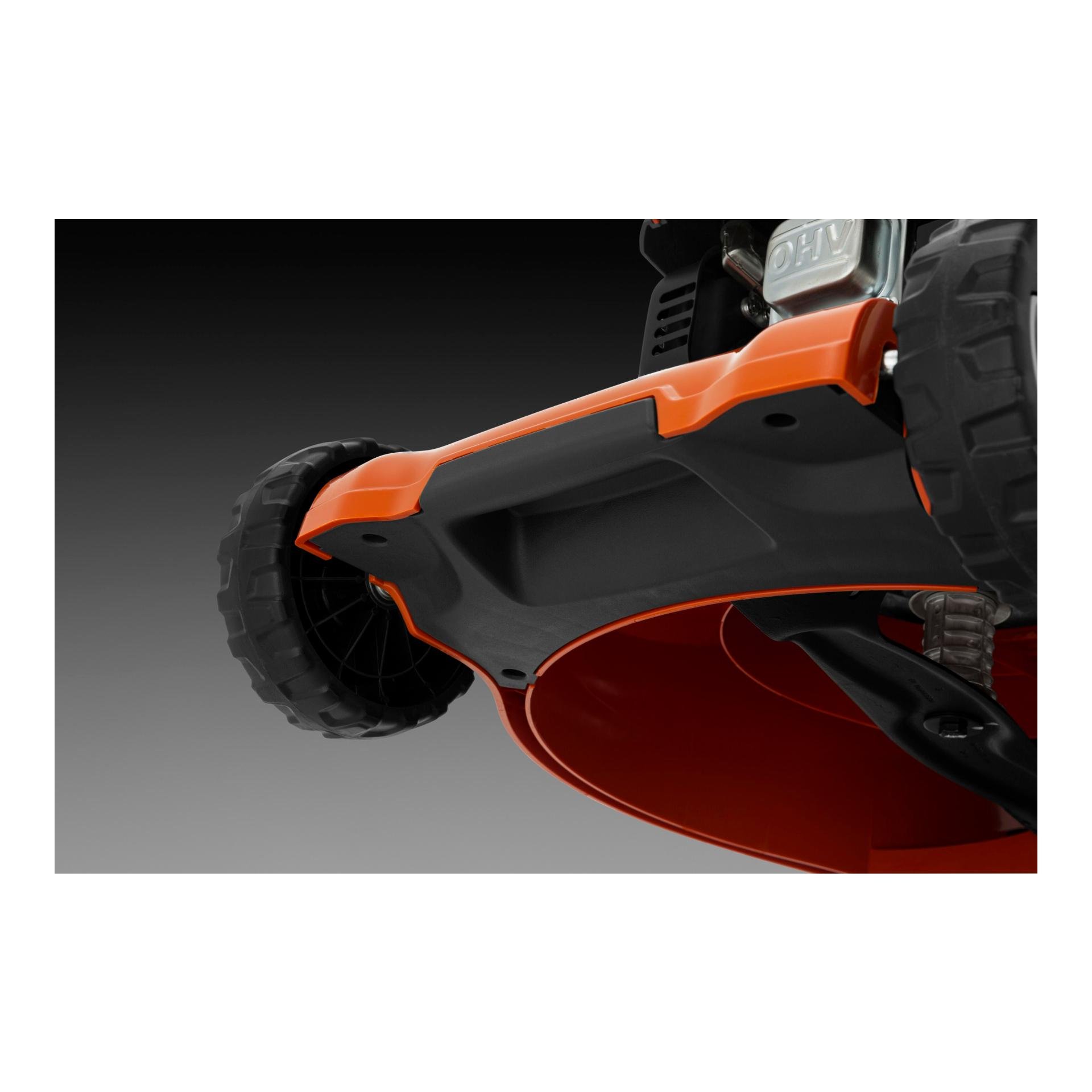 Husqvarna Akku Rasenmäher LC 142iS mit 2 Akku & 1x Ladegerät