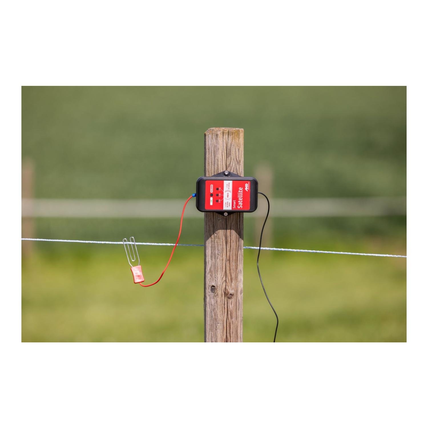 Smart Satellite - Zaun- und Batterieprüfer