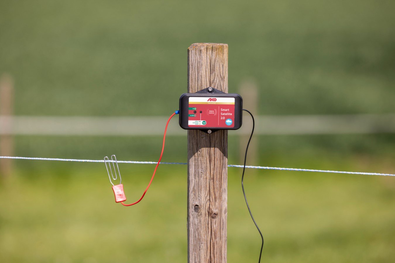AKO Smart Satellite 2.0 - Zaun- und Batterieprüfer
