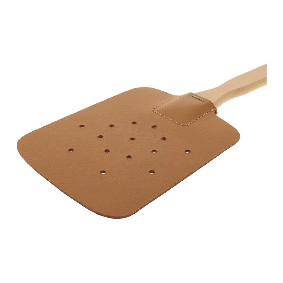 Fliegenklatsche aus Holz mit Leder