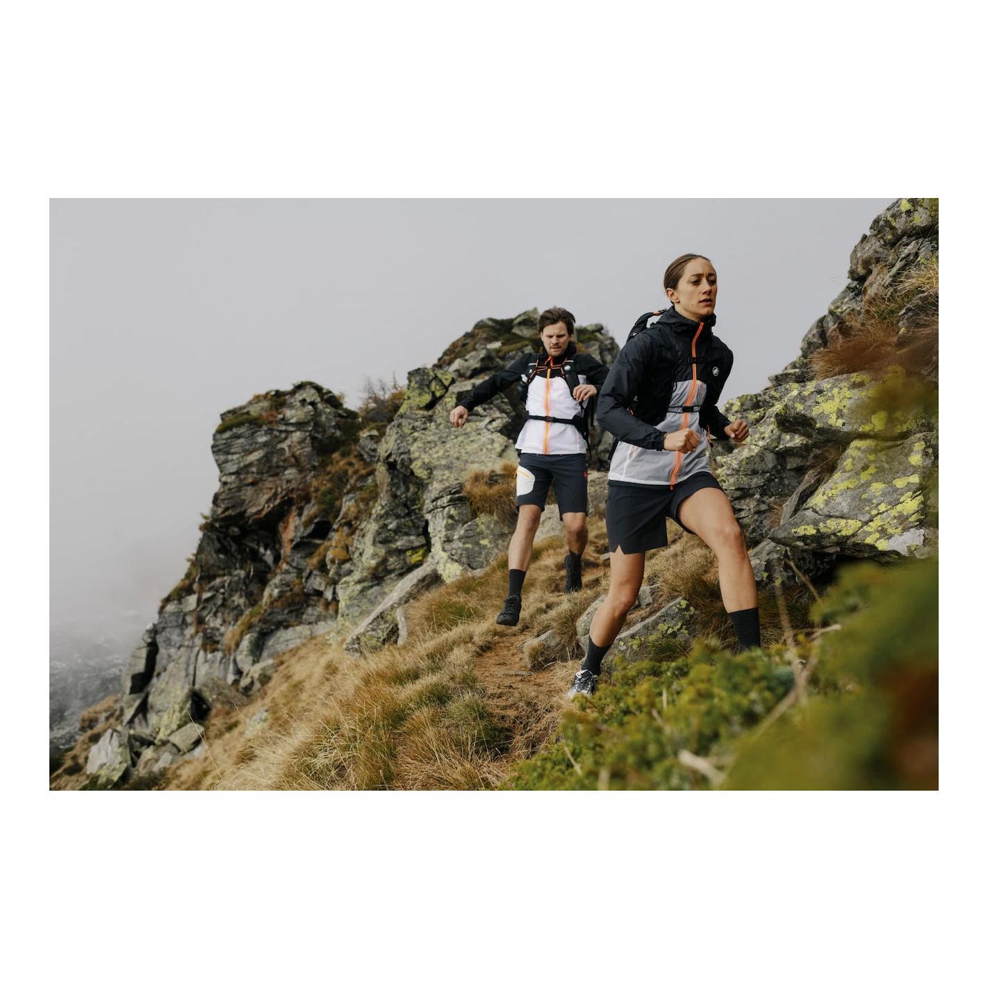 Sertig Shorts Women - sunset