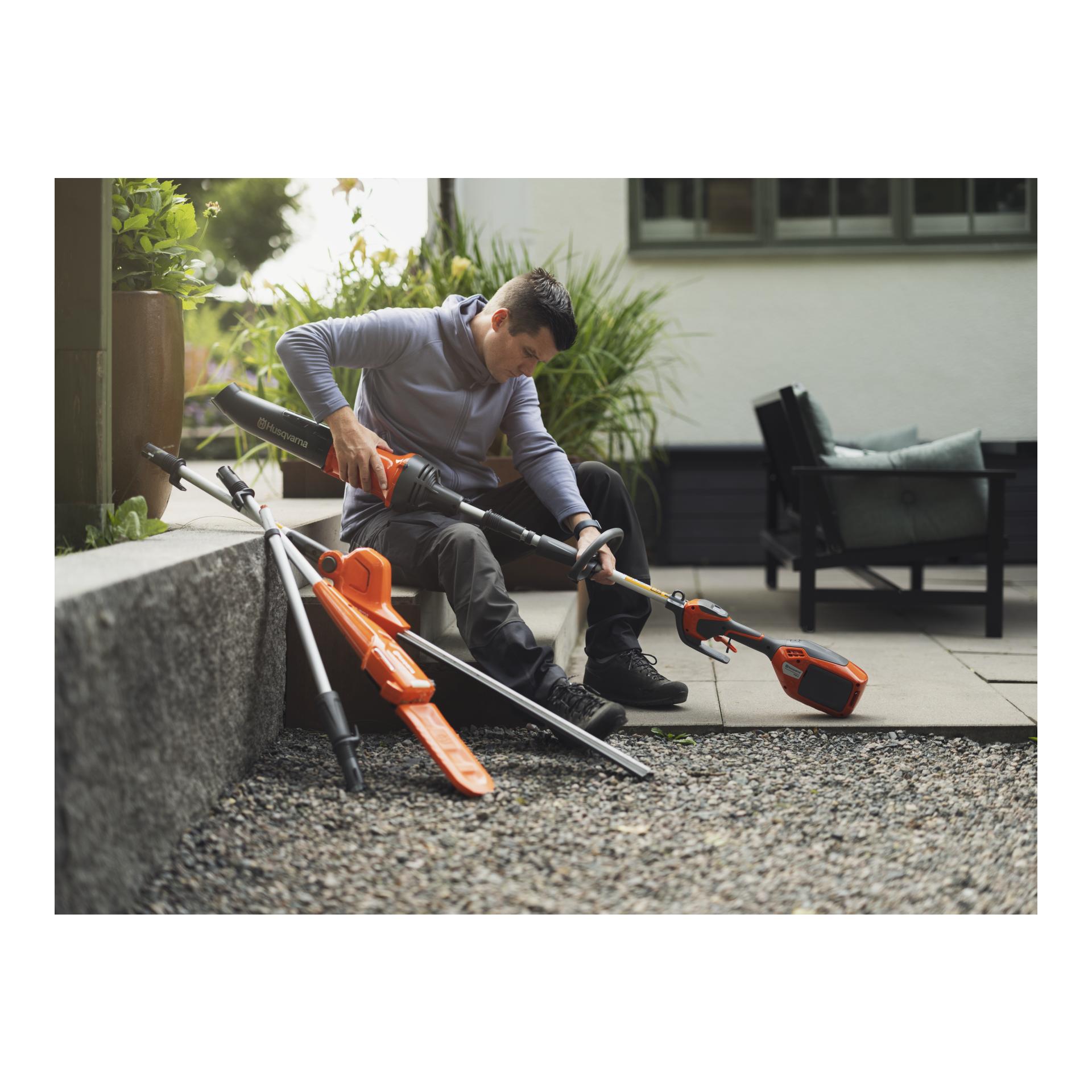 Elagueur sur perche FLXi DP110