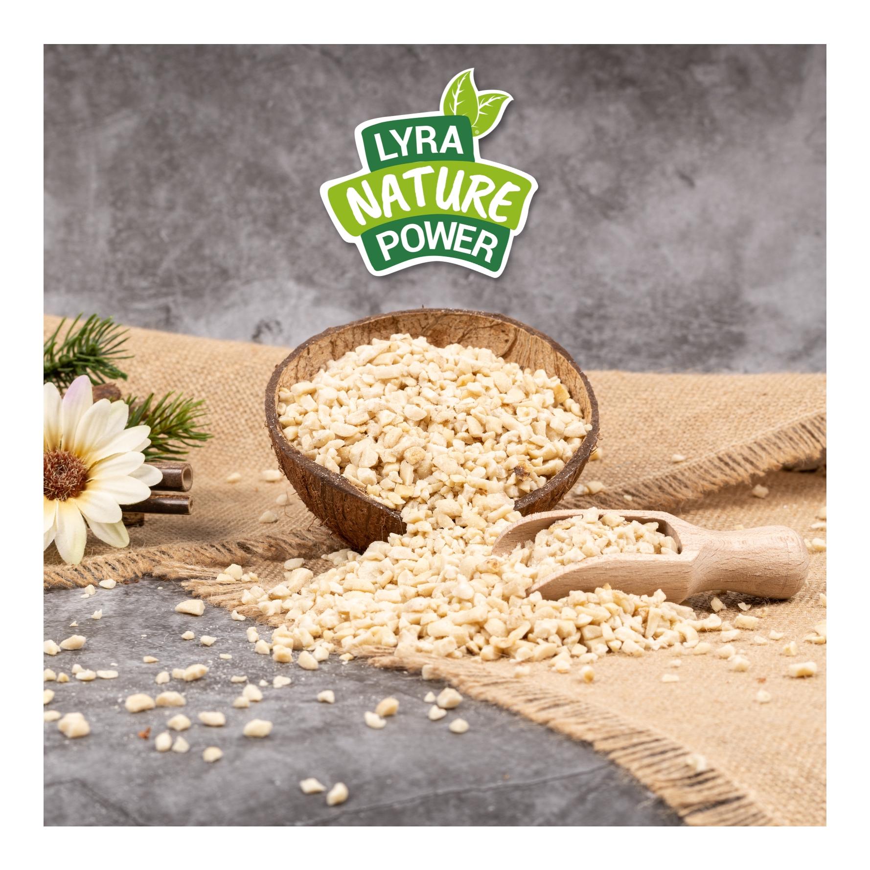 Erdnusskerne weiss gehackt