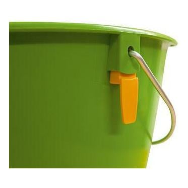 Hygienetränkeeimer mit Ventil und Sauger